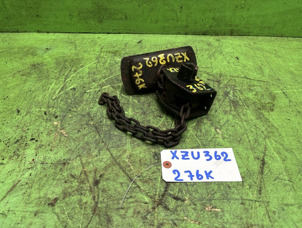 Крепление запасного колеса TOYOTA DYNA XZU362 (б/у)