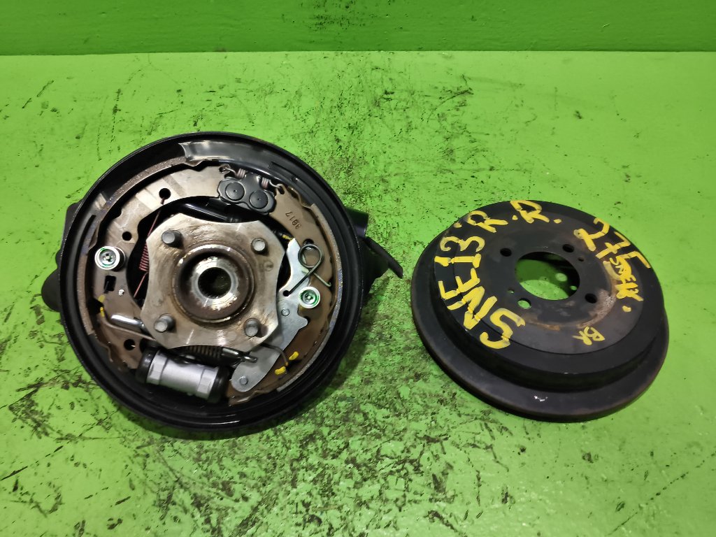Ступица NISSAN NOTE SNE13 задняя правая (б/у)