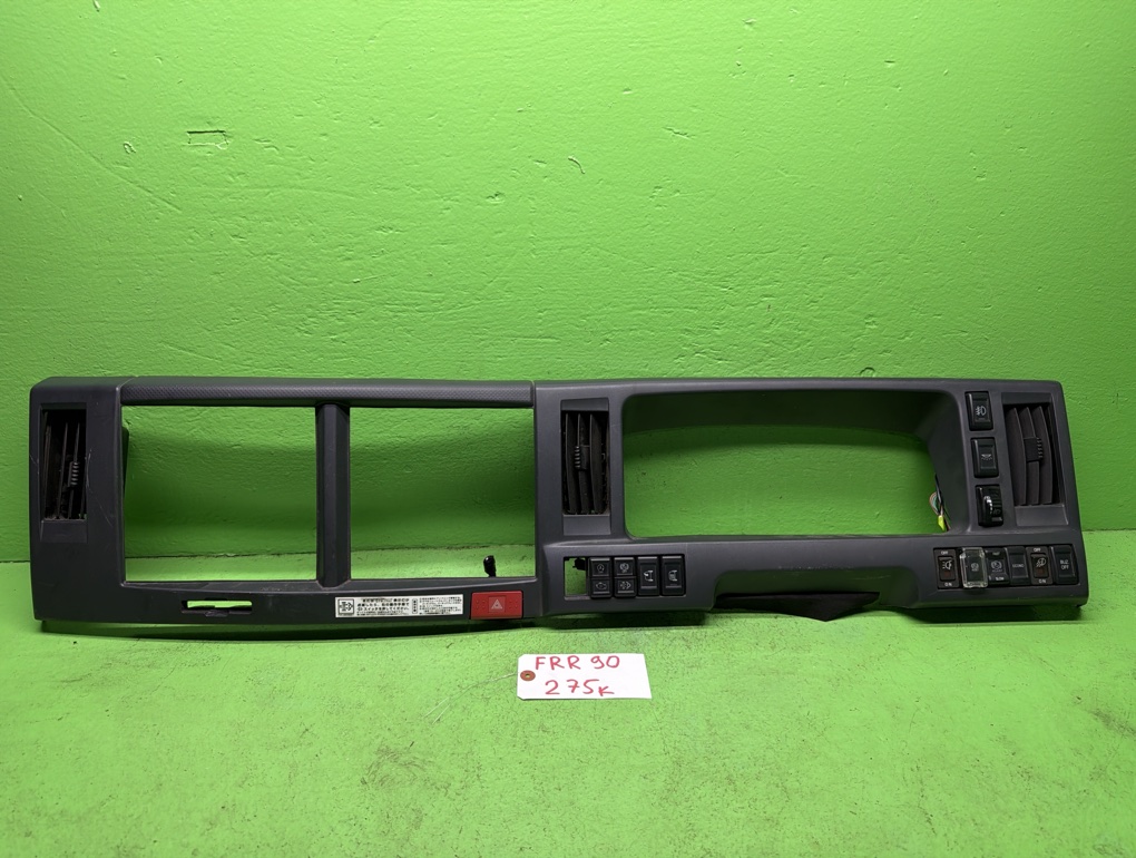 Консоль спидометра ISUZU FORWARD FRR90 (б/у)