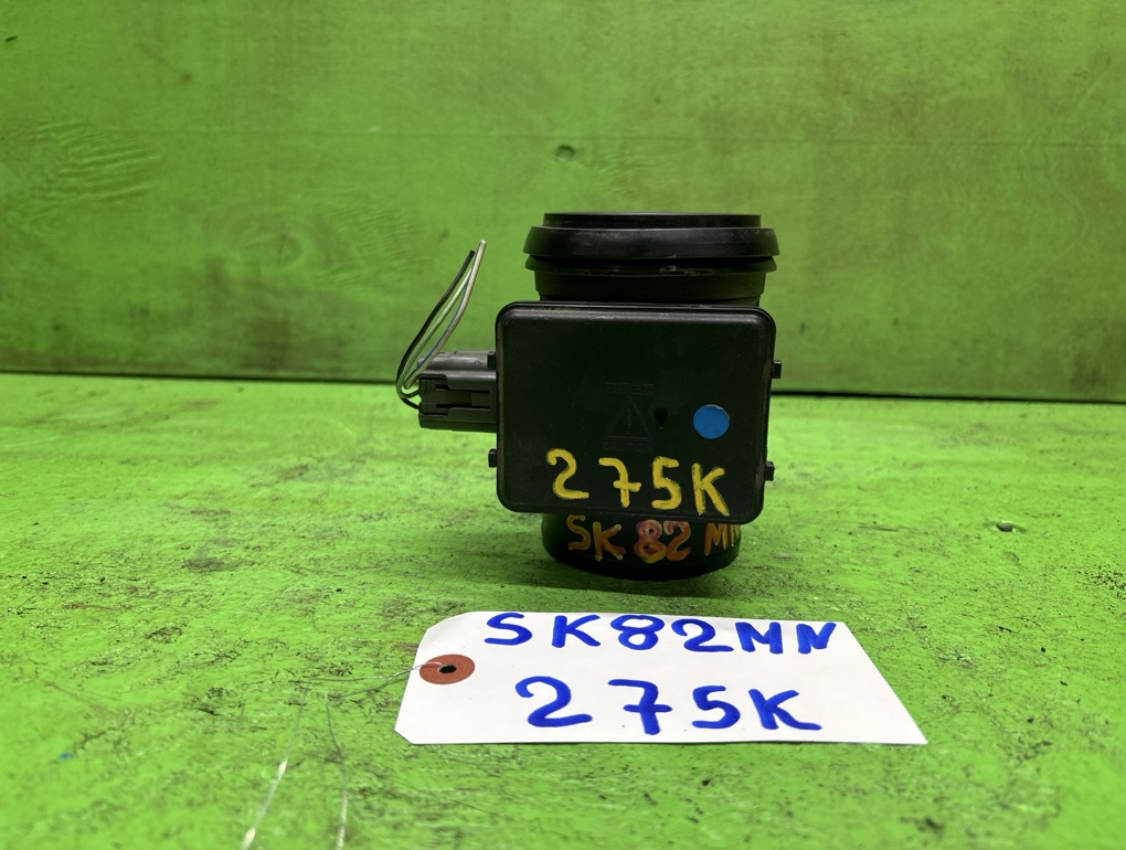 Датчик потока воздуха MAZDA BONGO SK82MN (б/у)