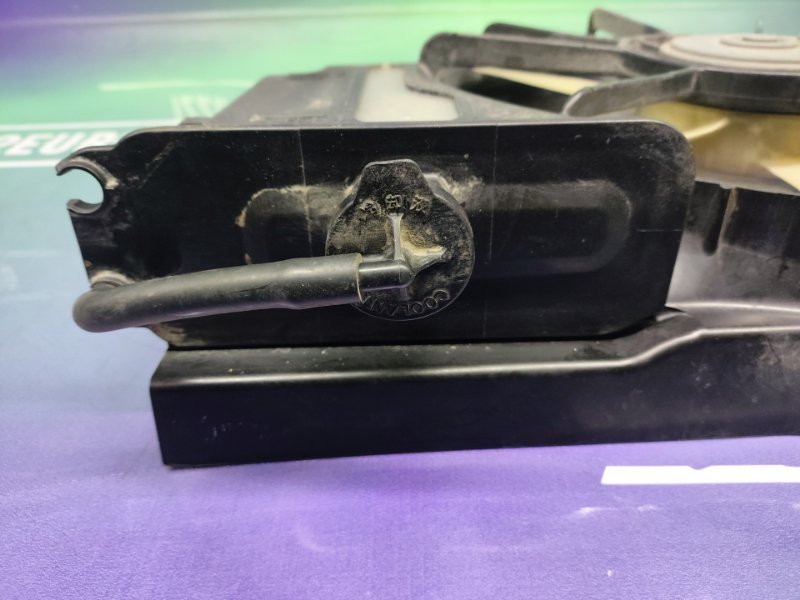 Диффузор радиатора Corolla 2006 ZZE121 3ZZ-FE Диффузор радиатора Corolla 2006 ZZE121 3ZZ-FE