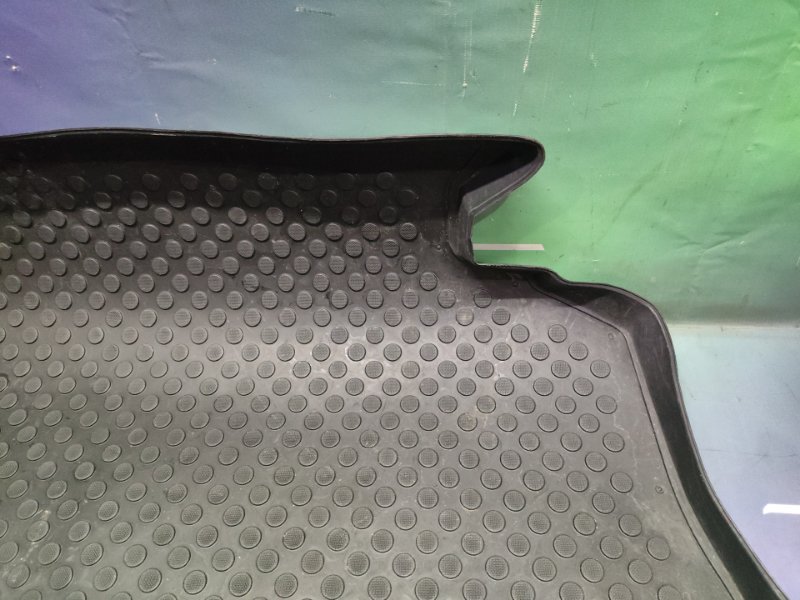 Коврик багажника Corolla 2006 ZZE121 3ZZ-FE Коврик багажника Corolla 2006 ZZE121 3ZZ-FE