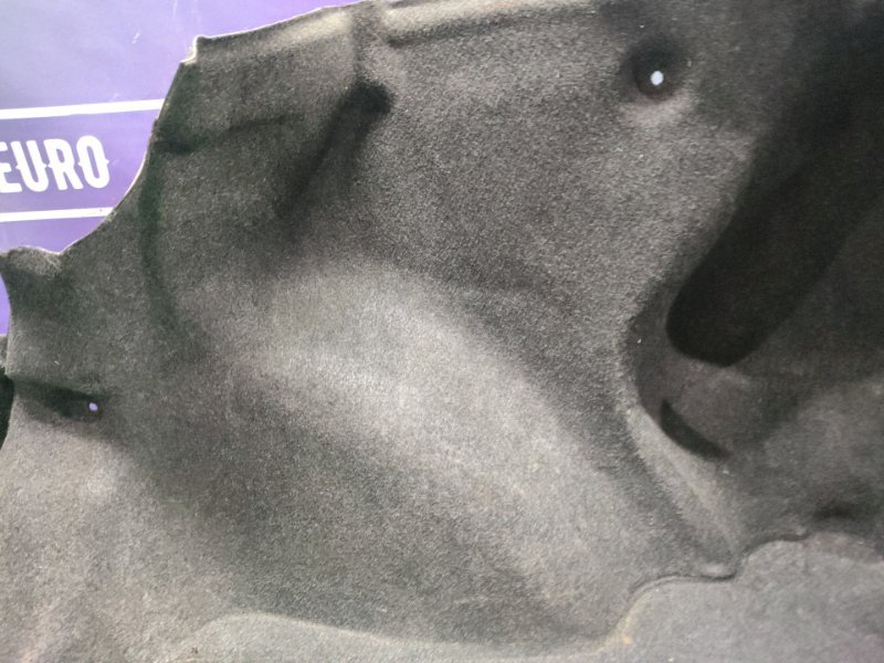 Обшивка багажника задняя левая Toyota Corolla ZZE121 3ZZ-FE Обшивка багажника задняя левая Toyota Corolla ZZE121 3ZZ-FE