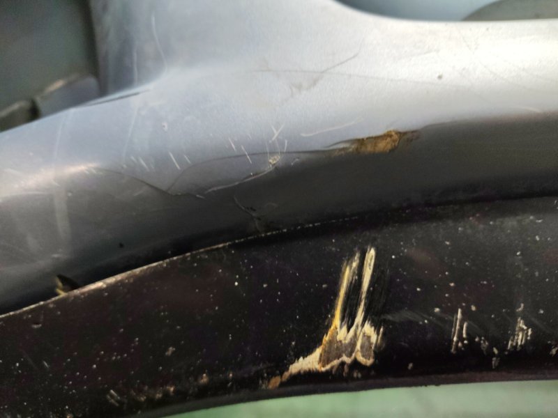 Бампер передний Corolla 2006 ZZE121 3ZZ-FE