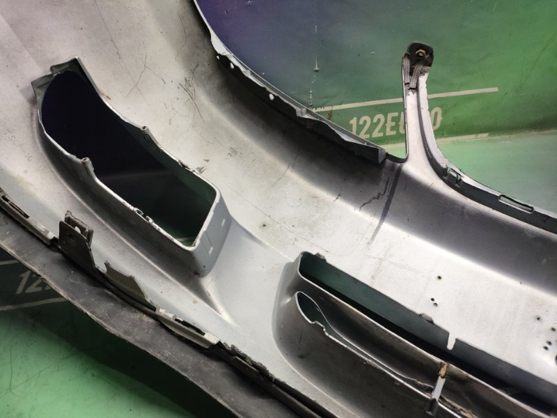 Бампер передний Corolla 2006 ZZE121 3ZZ-FE