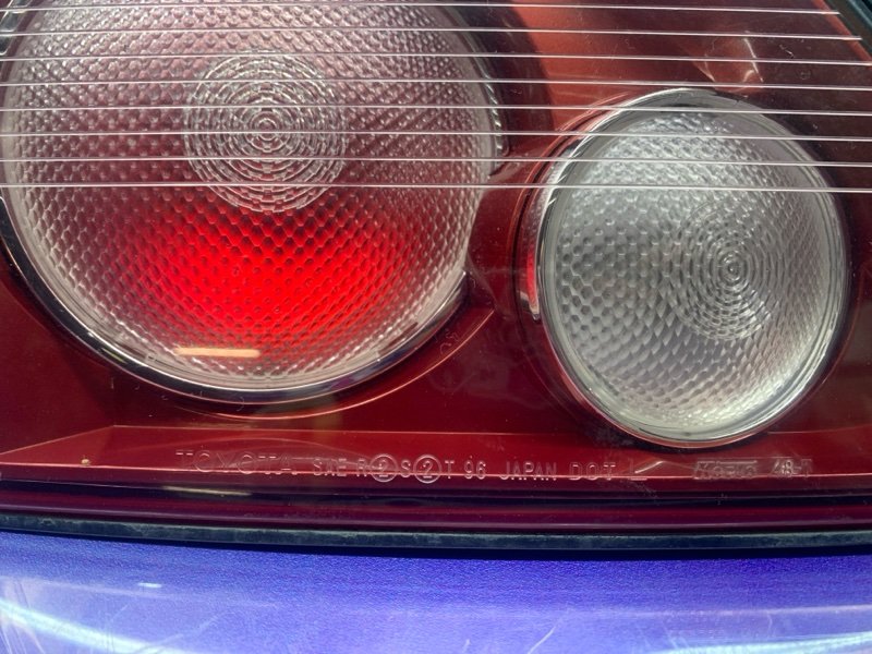 Фонарь левый RX300 2000 MCU15 1MZ-FE Фонарь левый RX300 2000 MCU15 1MZ-FE