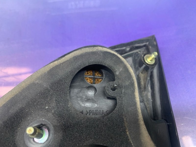 Фонарь левый RX300 2000 MCU15 1MZ-FE Фонарь левый RX300 2000 MCU15 1MZ-FE