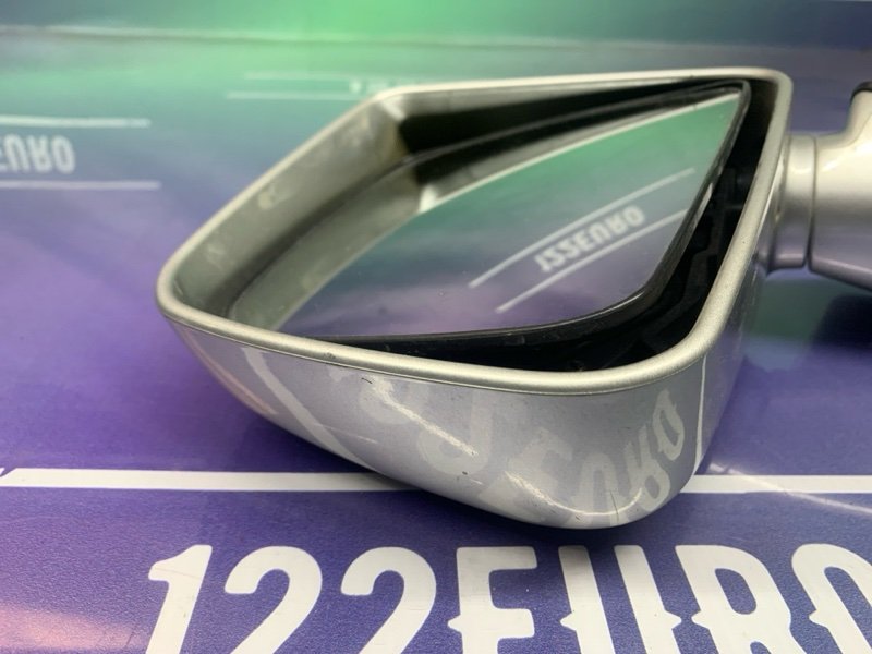 Зеркало левое RX300 2000 MCU15 1MZ-FE