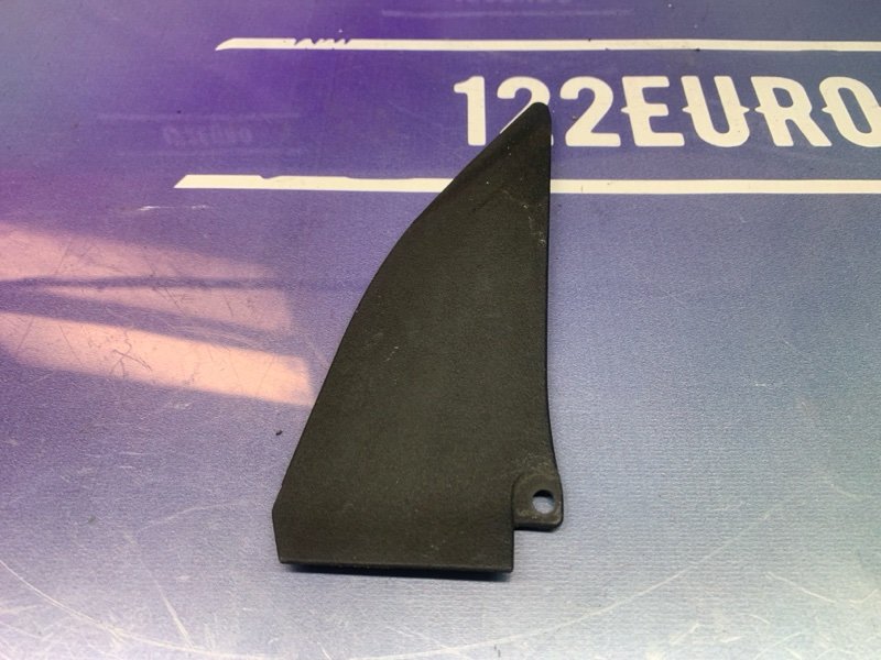 Запчасть уголок зеркала передний правый Lexus RX300 2000 MCU15 1MZ-FE 6749148010 Б/У Уголок зеркала передний правый Lexus RX300 2000 MCU15 1MZ-FE 6749148010 Б/У