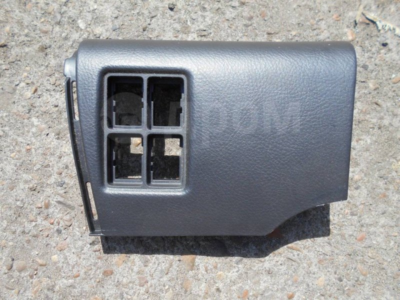 Запчасть консоль торпедо Toyota RAV4 5544642050B0 Б/У Консоль торпедо Toyota RAV4 5544642050B0 Б/У