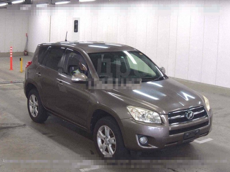 Заглушка консоли RAV4