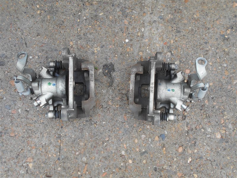 Суппорт тормозной задний (пара) Mitsubishi RVR GA4W 4J10