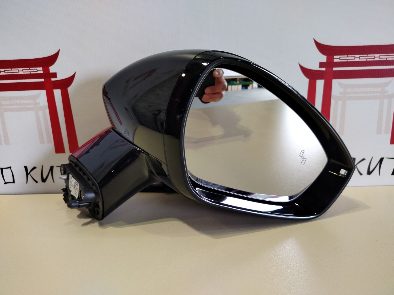 Зеркало боковое правое C5