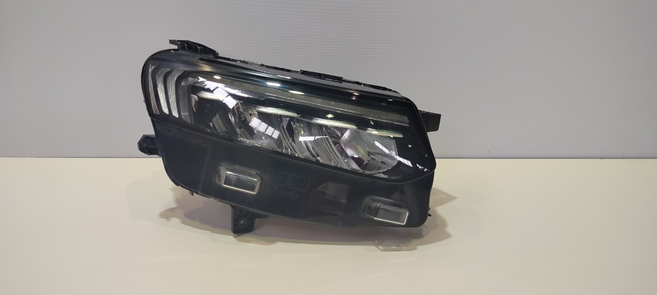 Фара правая Geely Tugella 6600006592 Б/У