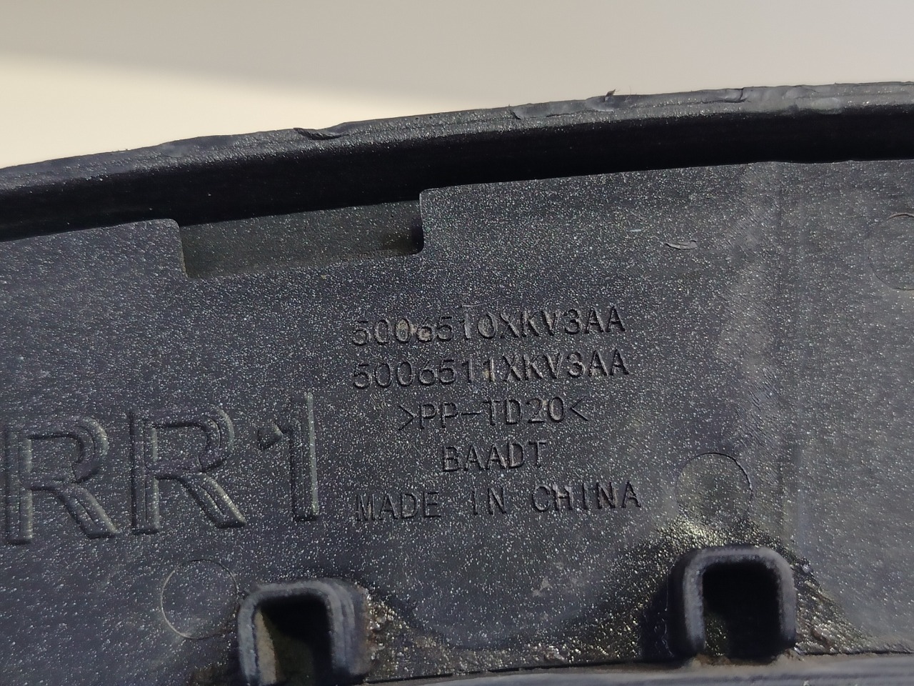 Расширитель двери задний правый 500