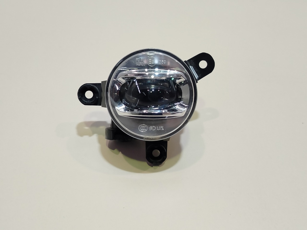 Фара противотуманная передняя левая Chery Arrizo 8 605000852AA Б/У