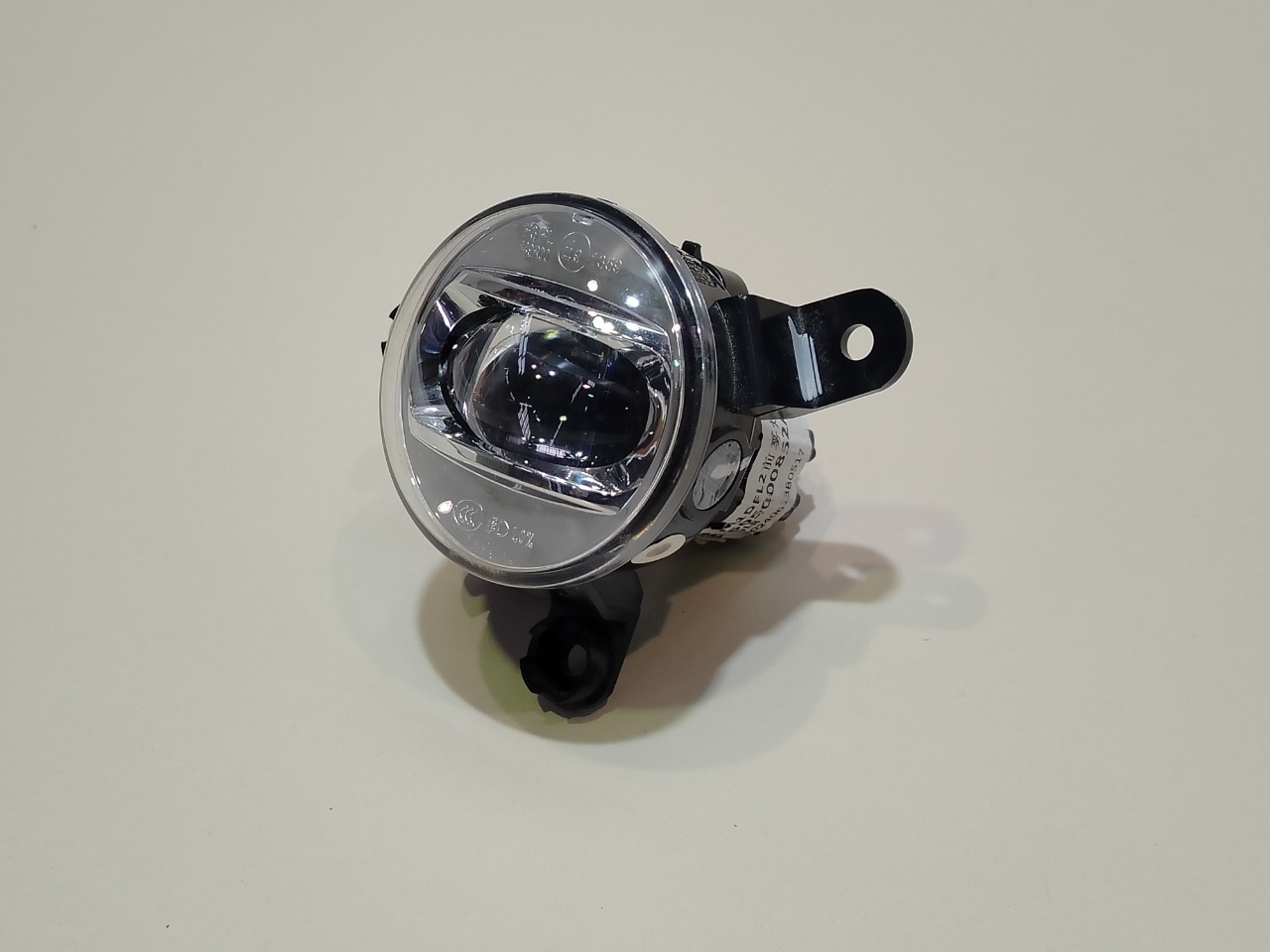 Фара противотуманная передняя левая Chery Arrizo 8