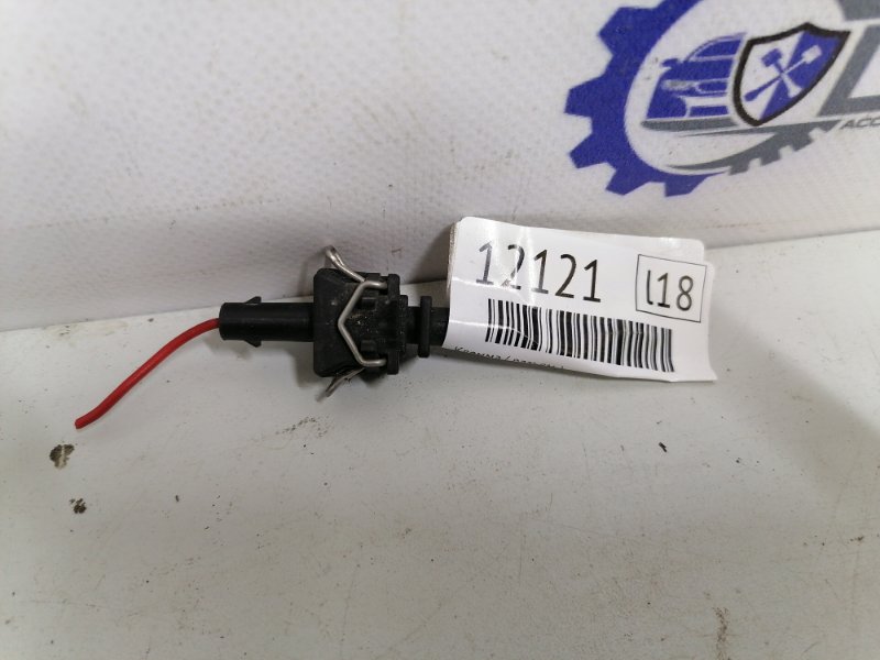 Запчасть клемма ( разъем ) Volkswagen Transporter 357972761 контрактная Клемма ( разъем ) Volkswagen Transporter 357972761 контрактная