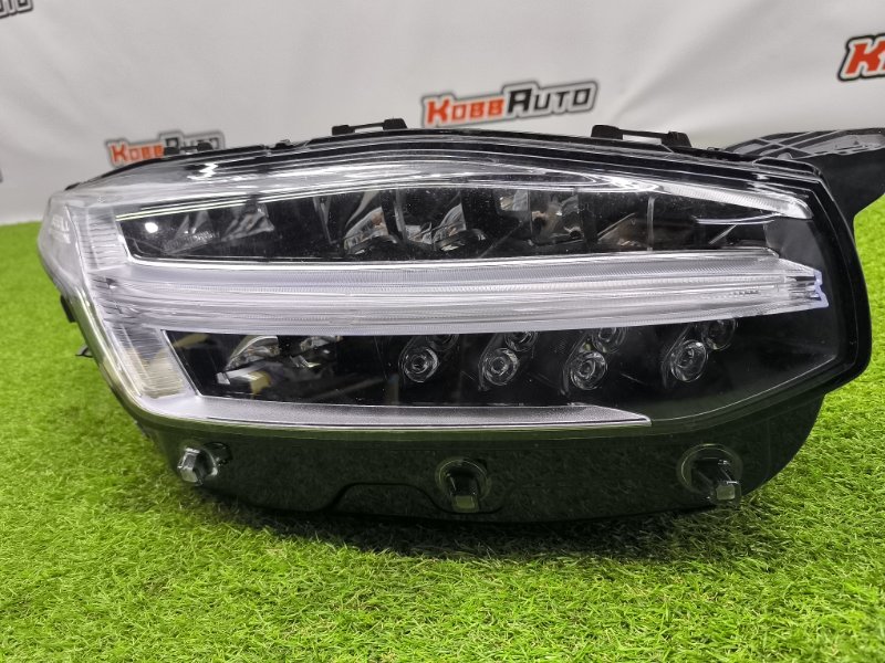 Фара LED правая ХС90 2014-
