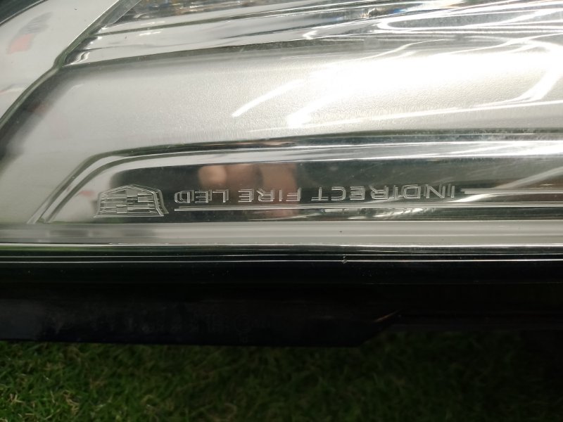 Фара LED правая Cadillac CT6