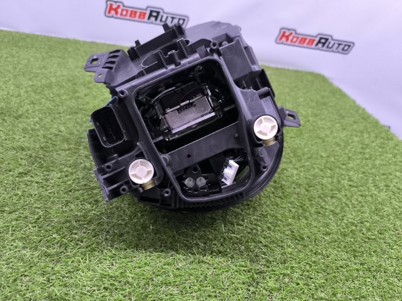 Фара LED правая Hatch F56