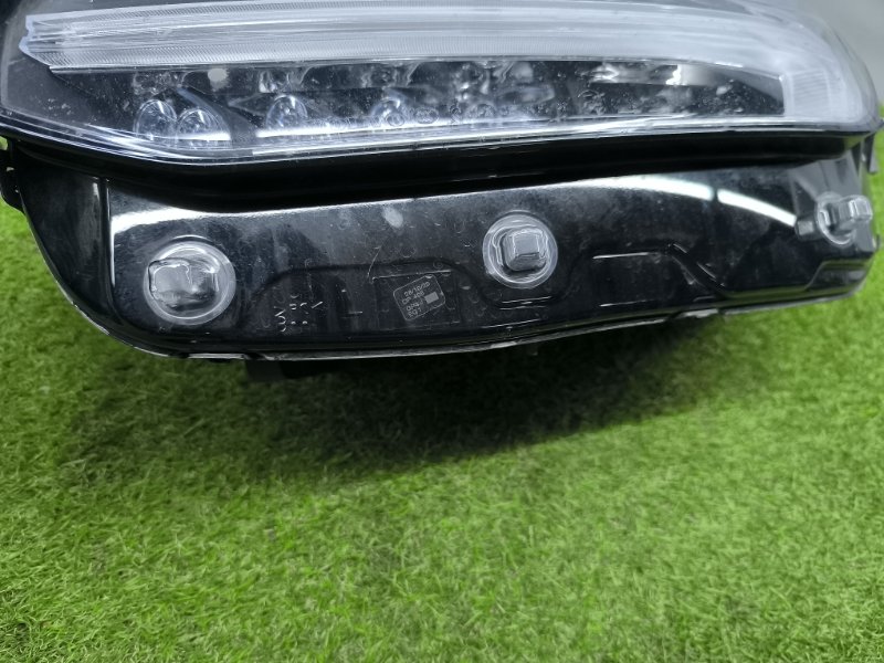 Фара LED левая XC90