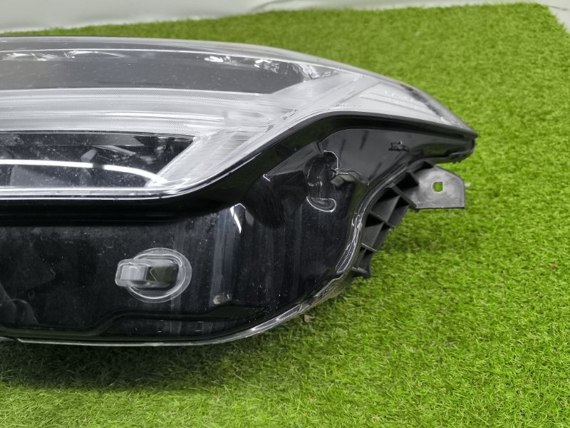 Фара LED левая XC90