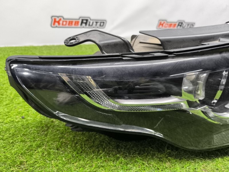 Фара LED правая Discovery SPORT