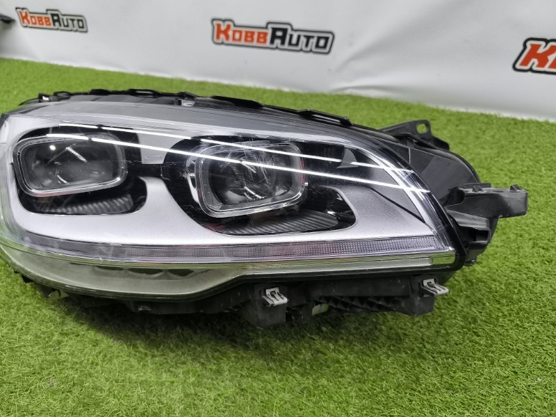 Фара LED правая Lincoln Aviator
