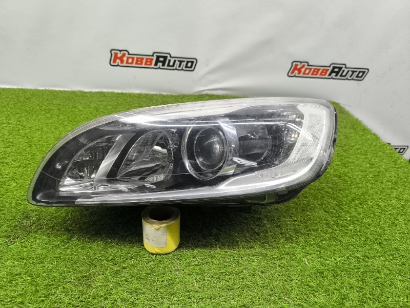 Фара ксеноновая левая Volvo V60 2011- 31395902 контрактная