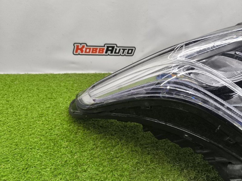 Фара LED правая CT6 2016-