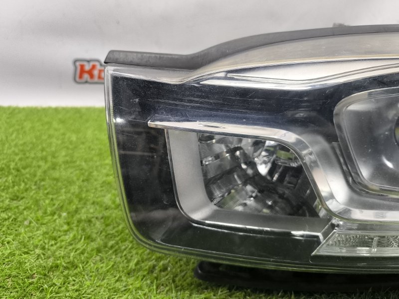 Фара галогеновая левая Actyon 2013- 2 Фара галогеновая левая Actyon 2013- 2