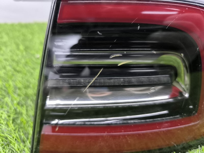 Фонарь внешний правый Model 3 2017-
