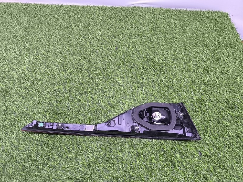 Фонарь внутренний правый Talisman 2015