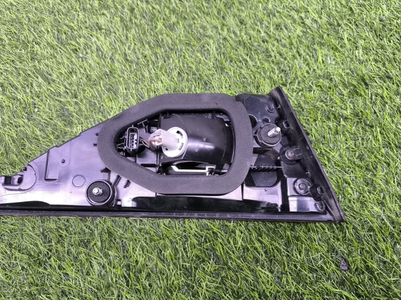 Фонарь внутренний правый Talisman 2015