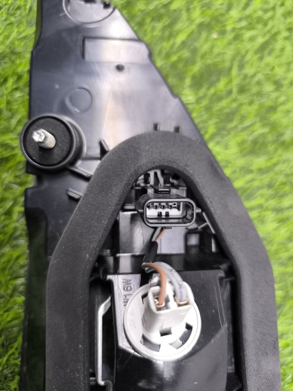 Фонарь внутренний правый Talisman 2015