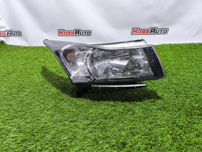 Фара галогеновая правая Chevrolet Cruze 95913327 контрактная
