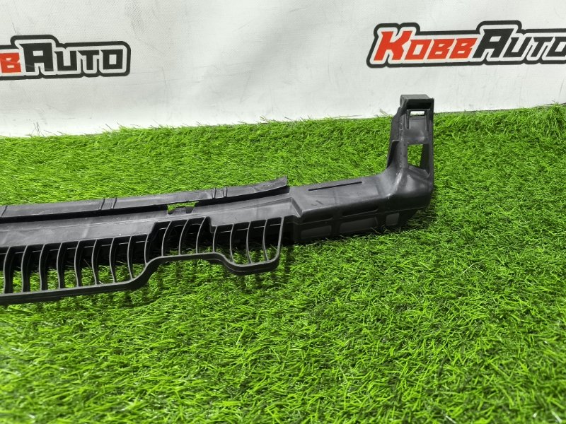 Кронштейн бампера задний Golf