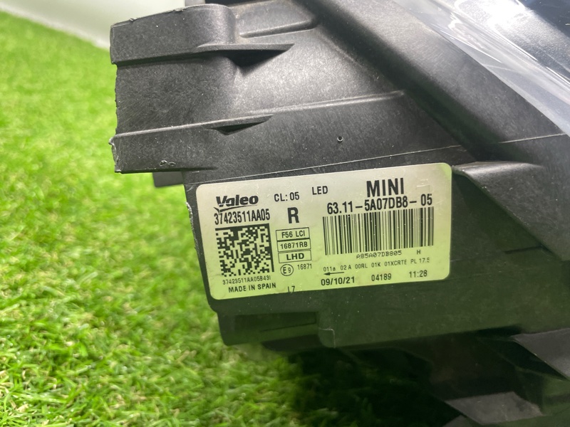 Фара LED правая Hatch F56 рест