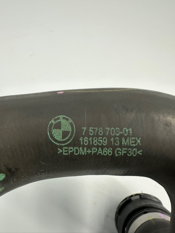 Патрубок системы охлаждения X5 2010 E70 N55