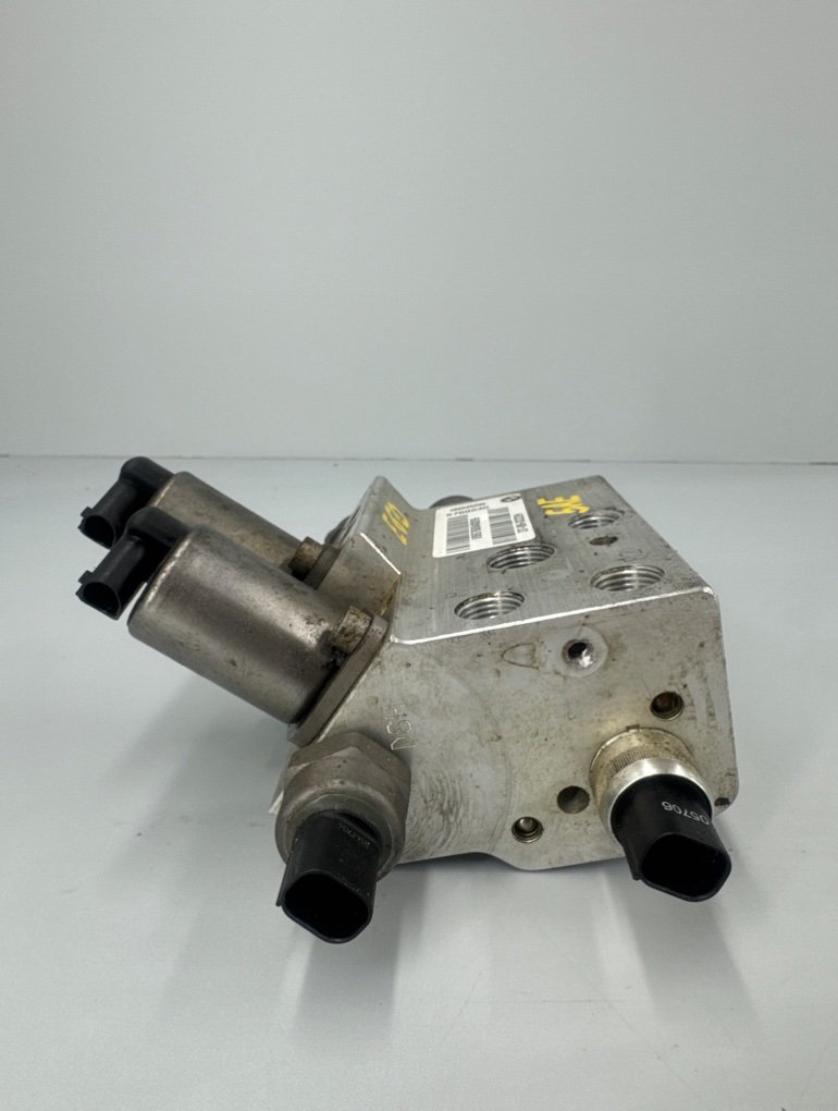 Блок клапанов Dynamic Drive 5 E60