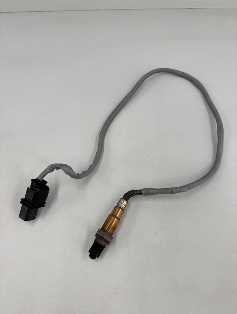Датчик кислородный лямбда зонд BMW 5 2007 E60 N52 11 78 7 558 073 контрактная