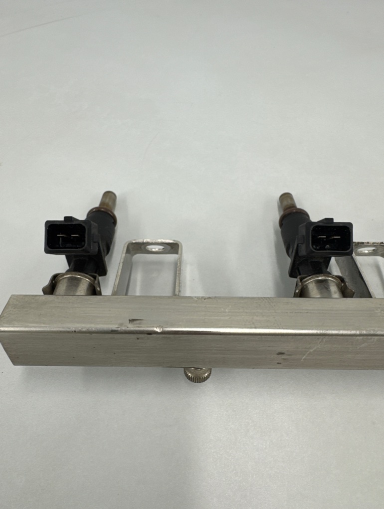 Форсунки с рампой BMW 5 F10 N52