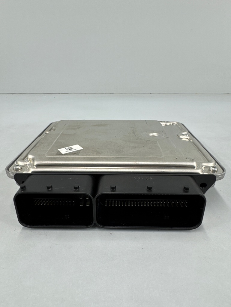 Блок управления двигателем X3 2013 F25 N47