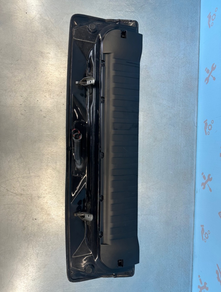 Борт багажника задний X5 2012 E70 N57