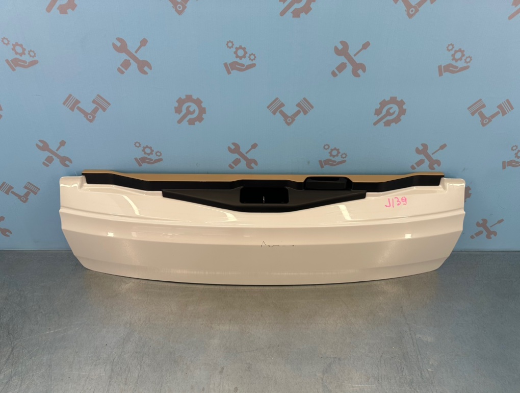 Борт багажника задний BMW X5 2012 E70 N57 7161677 контрактная