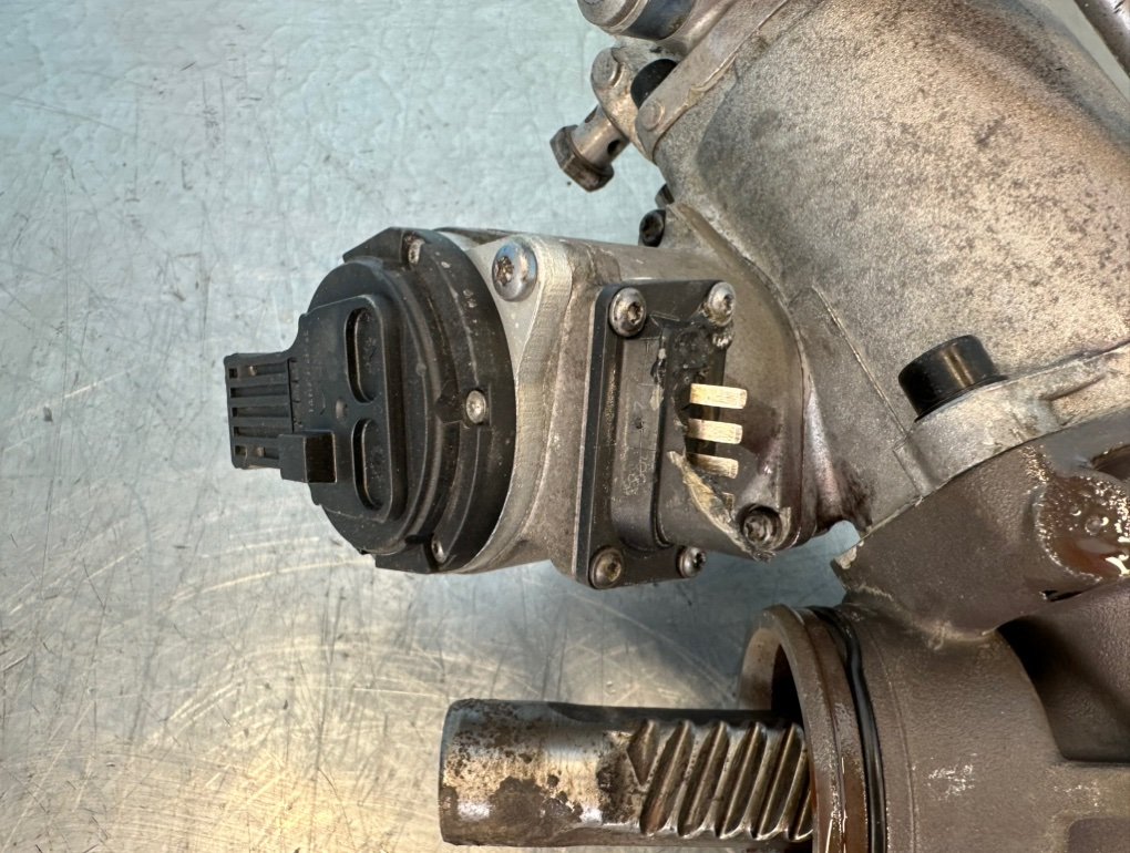 Рулевая рейка активная рестайлинг 5 E60