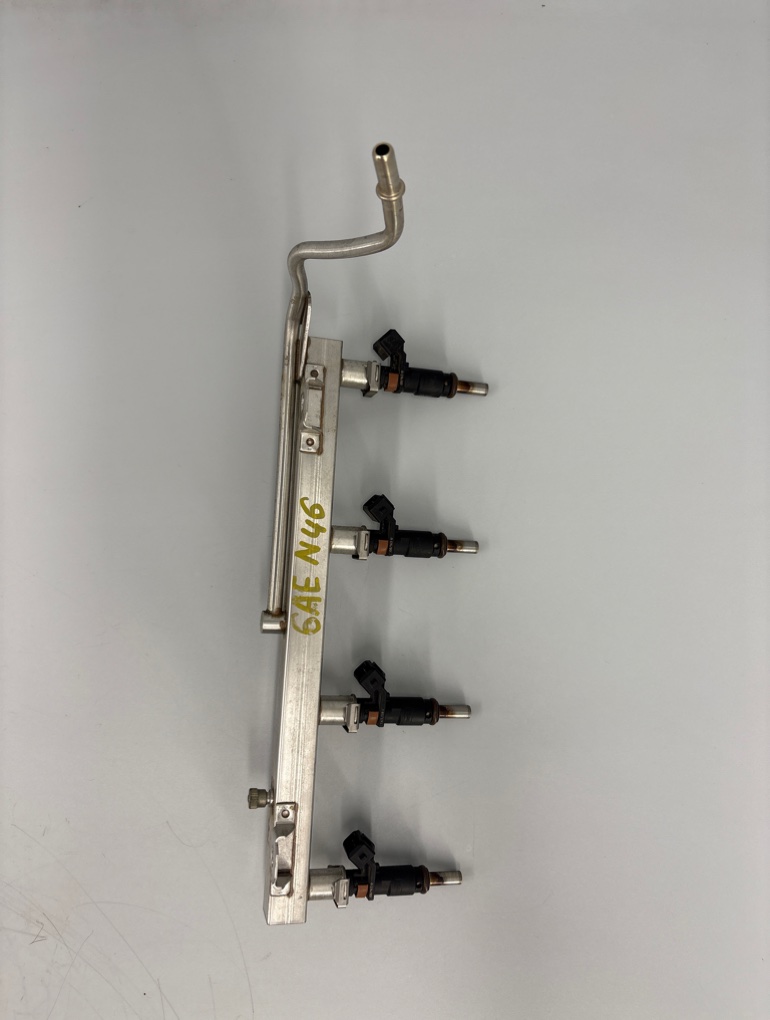 Форсунки с рампой BMW 3 E90 N46