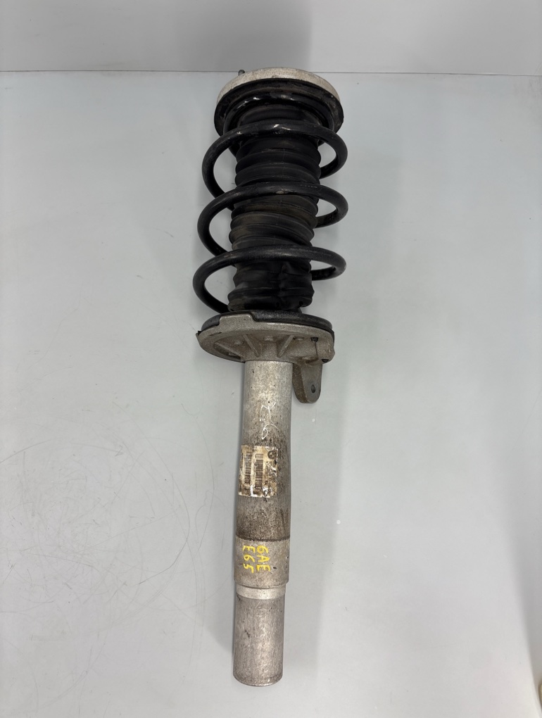 Стойка подвески задняя левая 7 E65 Стойка подвески задняя левая 7 E65