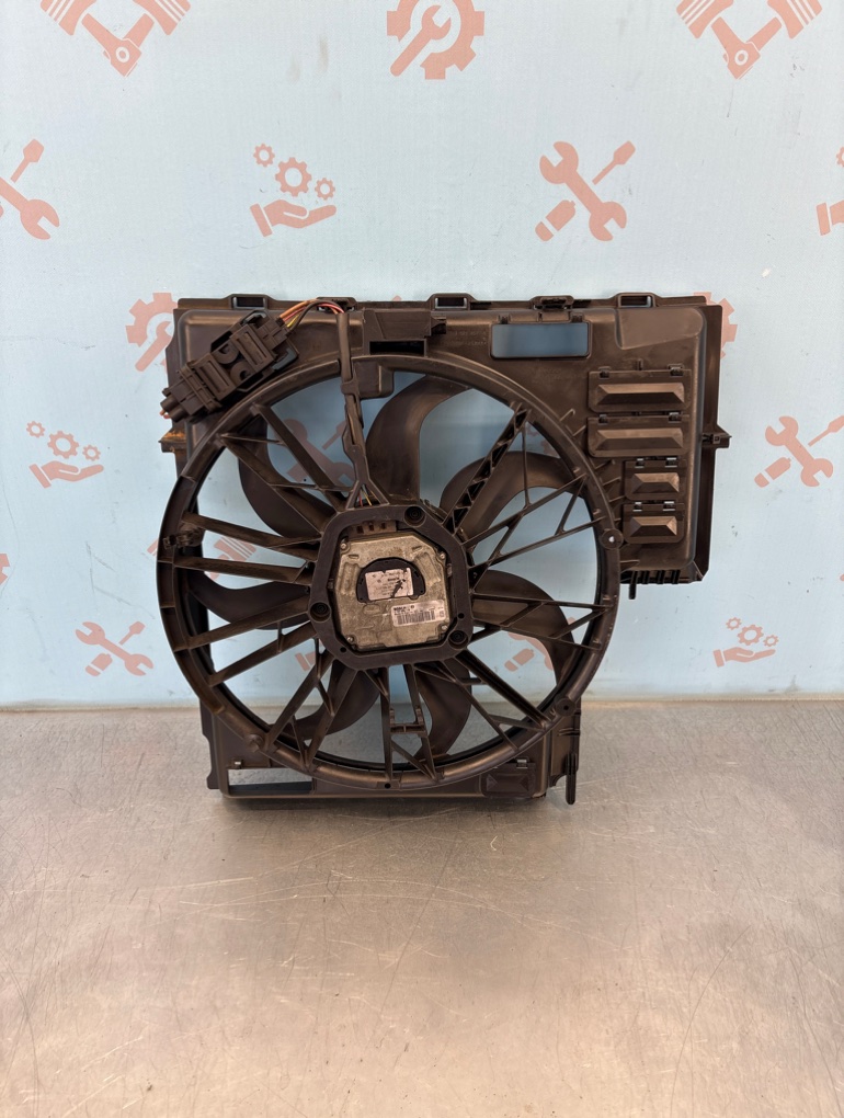 Вентилятор охлаждения радиатора BMW X5 E53 N62 17 42 7 521 767 контрактная